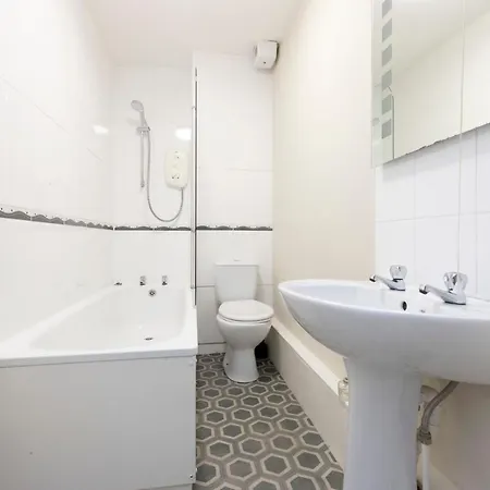 Altido 11 Bedroom Flat In The Centre Apartment