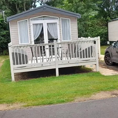 Belfry 2 - Luxury Spacious Family Caravan