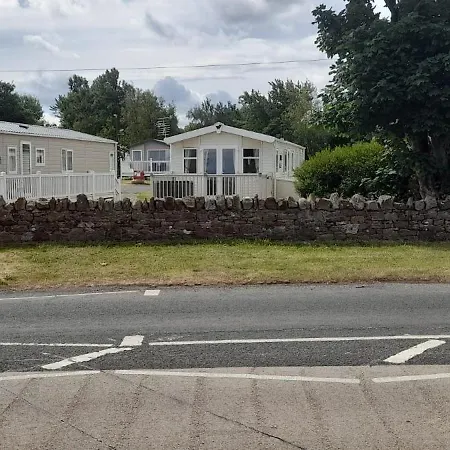 Campingplads Belfry 2 - Luxury Spacious Family Caravan *