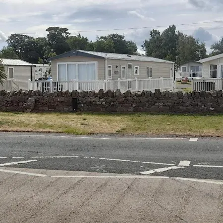 Campingplads Belfry 2 - Luxury Spacious Family Caravan *