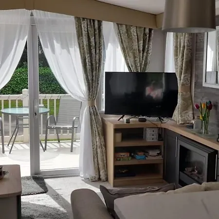 Belfry 2 - Luxury Spacious Family Caravan Кемпинг Эдинбург