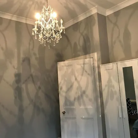 Grange Lone Entire With Two Double Beds Apartmán