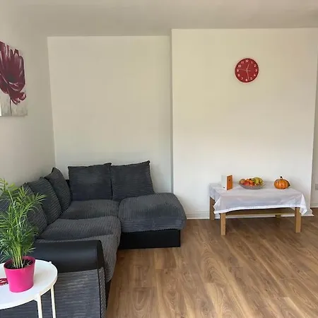 Central Two Bedrooms Apt For 4-6 Daire Edinburgh
