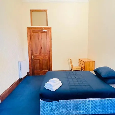 Apartment Massive 5bed 2bath Flat Available For Fringe Festival *