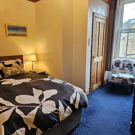 Smiths Bed & Breakfast 3*