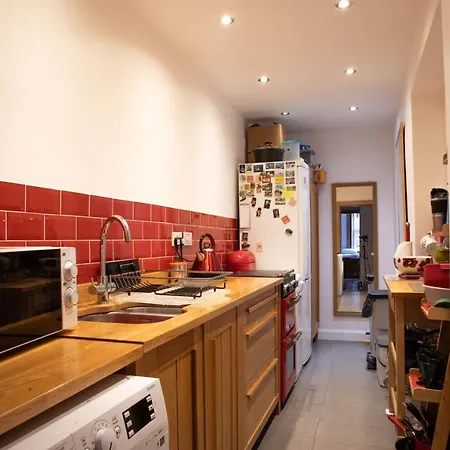 Elegant & Sunny 2bd Basement Stay, Edinburgh! Apartment Edinburgh
