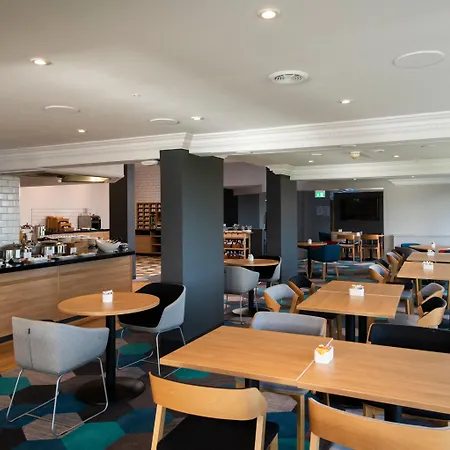 Express West By Ihg