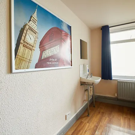 St Christophers Otel 3*