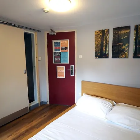 St Christophers Hotel