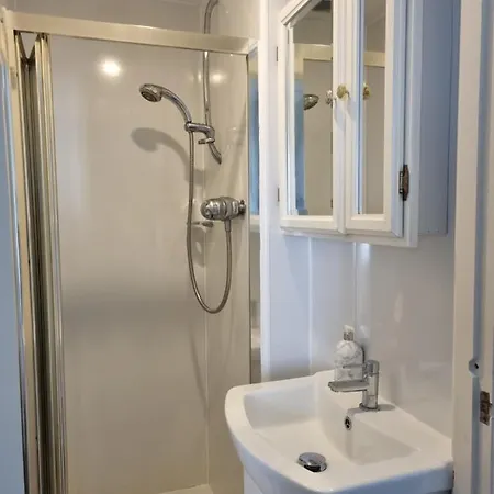 Apartment 3 Double-bed Georgian In Prime Location *