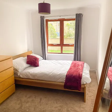 Spacious, And Newly Decorated Appartement