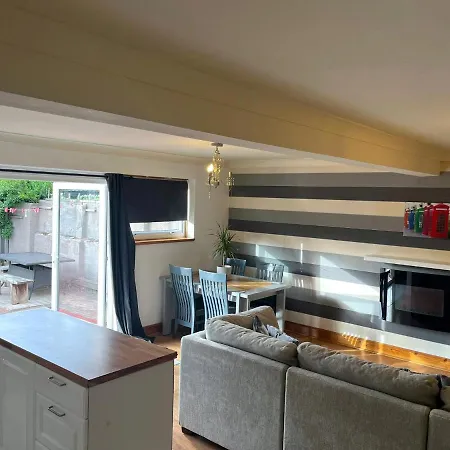 Elegant 2 Bedroom Edimburgo