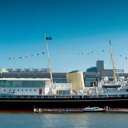 Peaceful Oasis By The Sea Apartment *