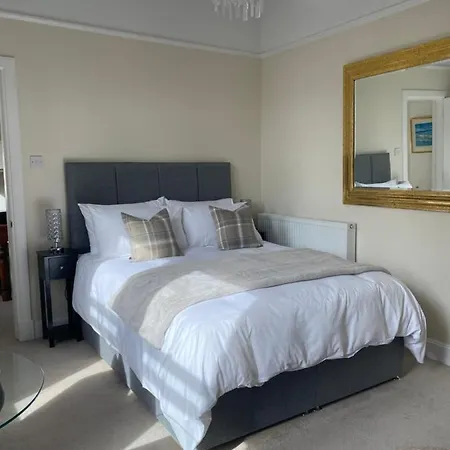 Homestay Tranquil Haven Murrayfield Edinburgh