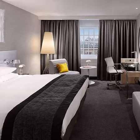 Hotel Radisson Blu Hotel, Centre