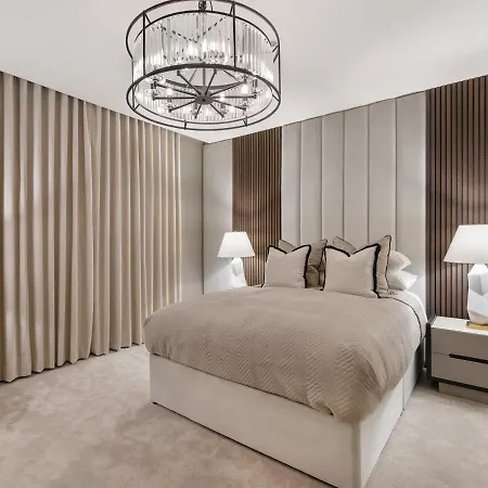 Apartment Sovo - Luxury Romantic Westend With Jacuzzi Bath *