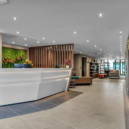 Roomzzz Apart-hotel Edimburgo