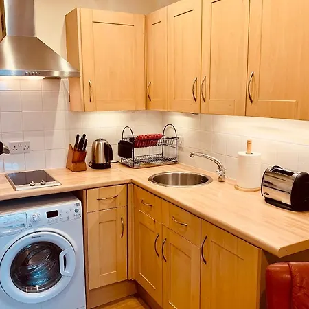 Royal Mile Apt, Just 1 Min From Castle! *