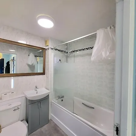 公寓 Harrismith Place By Sensational Short Lets & Serviced With Free Parking & Wi-fi