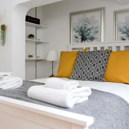 Cosy 1 Bedroom In The West End Edimburgo