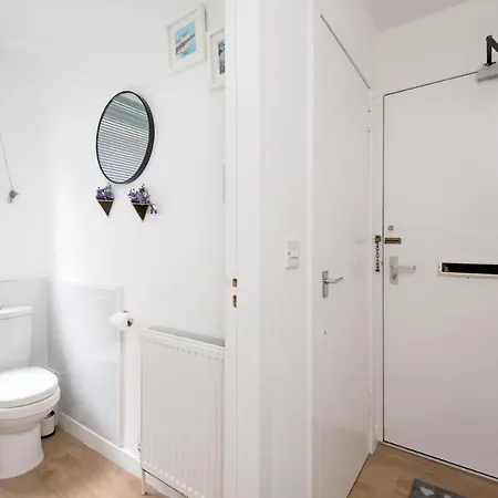 Cosy 1 Bedroom In The West End Apartamento Edimburgo