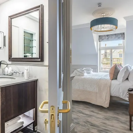 Righ Residences - George Street