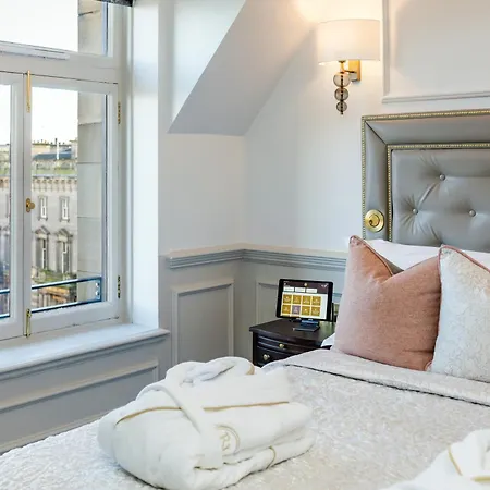 Righ Residences - George Street 4* Edinburg