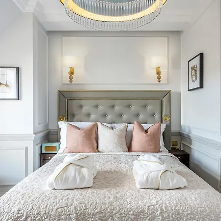 Апарт-отель Righ Residences - George Street