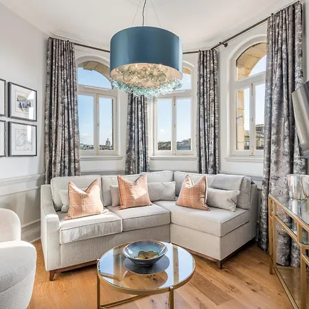 Righ Residences - George Street Lägenhetshotell