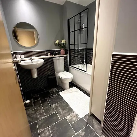 Your Private And Bathroom In Our Homestay *
