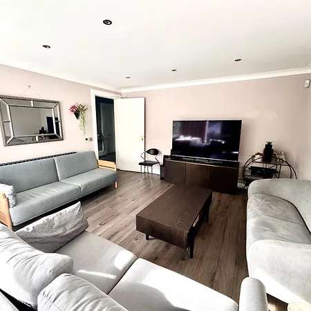 Immanuel House - Modern Luxury Victorian 1872 - Free Parking & Superfast Fibre Optic Wifi אדינבורו