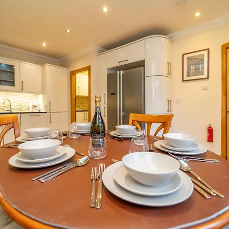 公寓 Spacious 3 Bed Townhouse With Parking 爱丁堡