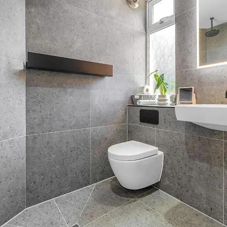 דירה Elegant 2bed-central -by Homes