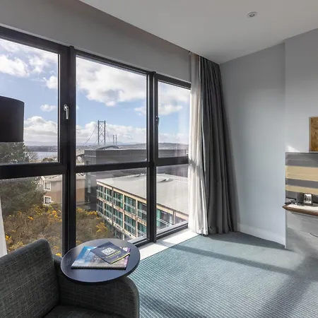 מלון Doubletree By Hilton Edinburgh - Queensferry Crossing