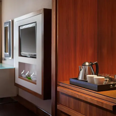 Hotel Sheraton Grand &