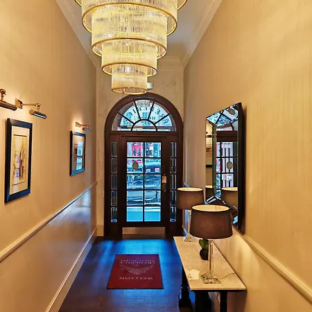 Hotel Frederick House