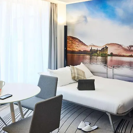 Hotel Novotel Centre 4*