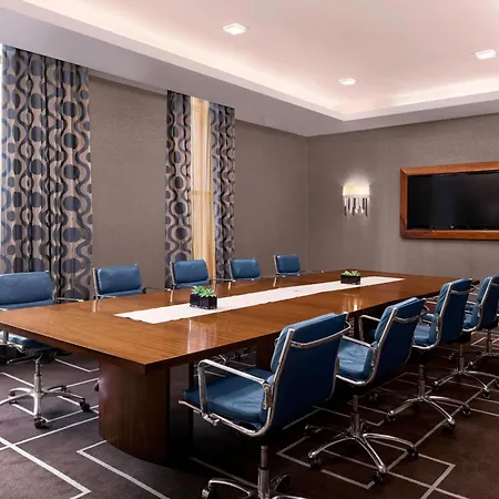 Hotel Sheraton Grand & 5*