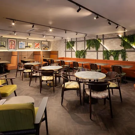 Four Points By Sheraton Hotel 4*