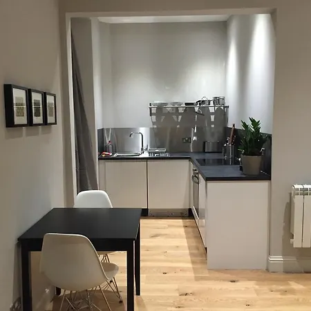 Royal Mile Studio Edinburgh