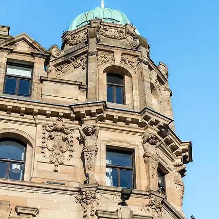 Righ Residences - George Street Lägenhetshotell Edinburg