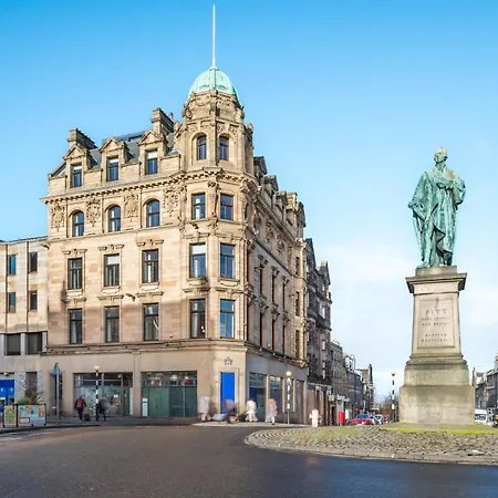 Lägenhetshotell Righ Residences - George Street Edinburg