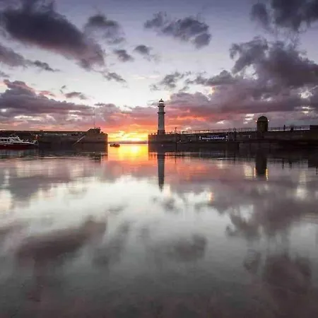 Spacious Penthouse Edinburgh