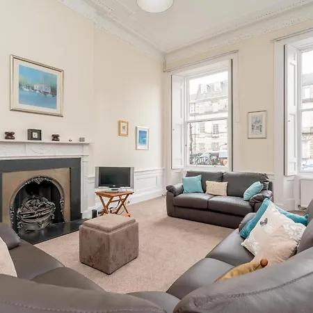 Melville Street Apartment Edinburgh