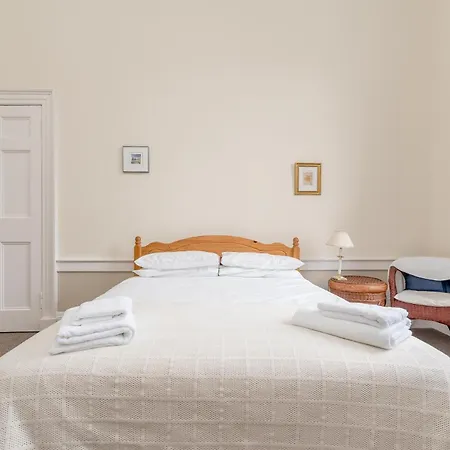 Melville Street Apartment Edinburgh