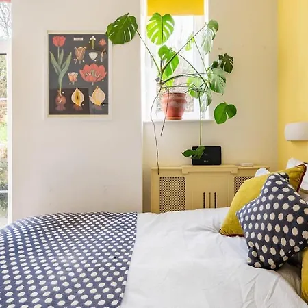 アパート The Holyrood Park Hideaway Is A Lush & Arty 2 Double Bed *