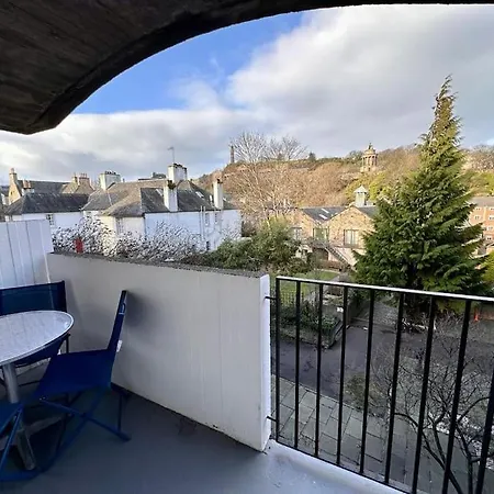 Old Town Bolthole. Canongate 2ba Appartamento Edimburgo
