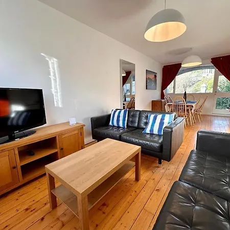 Appartamento Old Town Bolthole. Canongate 2ba Edimburgo