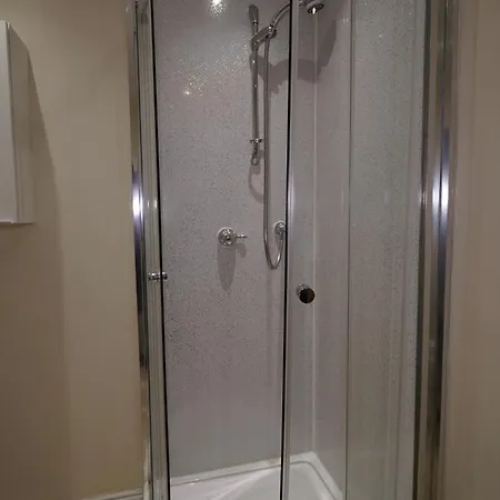 Spacious 2 Bed Next To Royal Mile & Waverley * Edinburgh