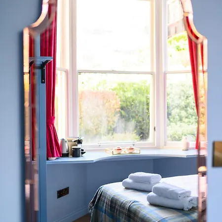 Gasthuis Queen Charlotte Edinburgh